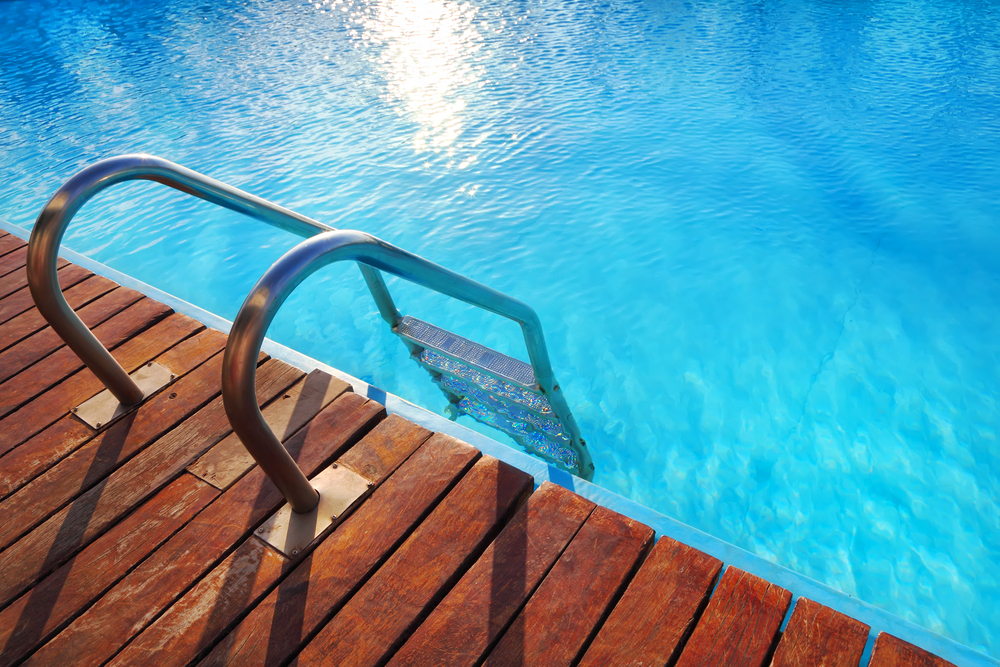PISCINE BOIS